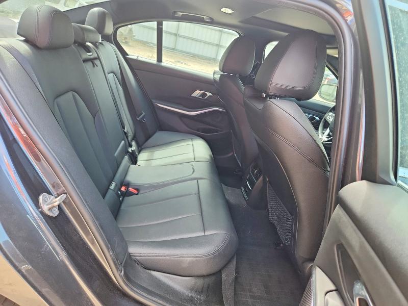 Photo 10 from auction – 2021 BMW 330XI with VIN 3MW5R7J00M8C12747