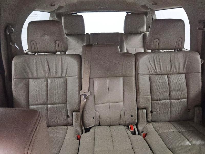 Photo 10 from auction – 2010 LINCOLN NAVIGATOR with VIN 5LMJJ3J52AEJ05228