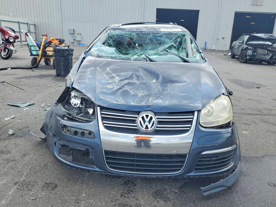 Photo 5 from auction – 2009 VOLKSWAGEN JETTA with VIN 3VWRM71K39M164774