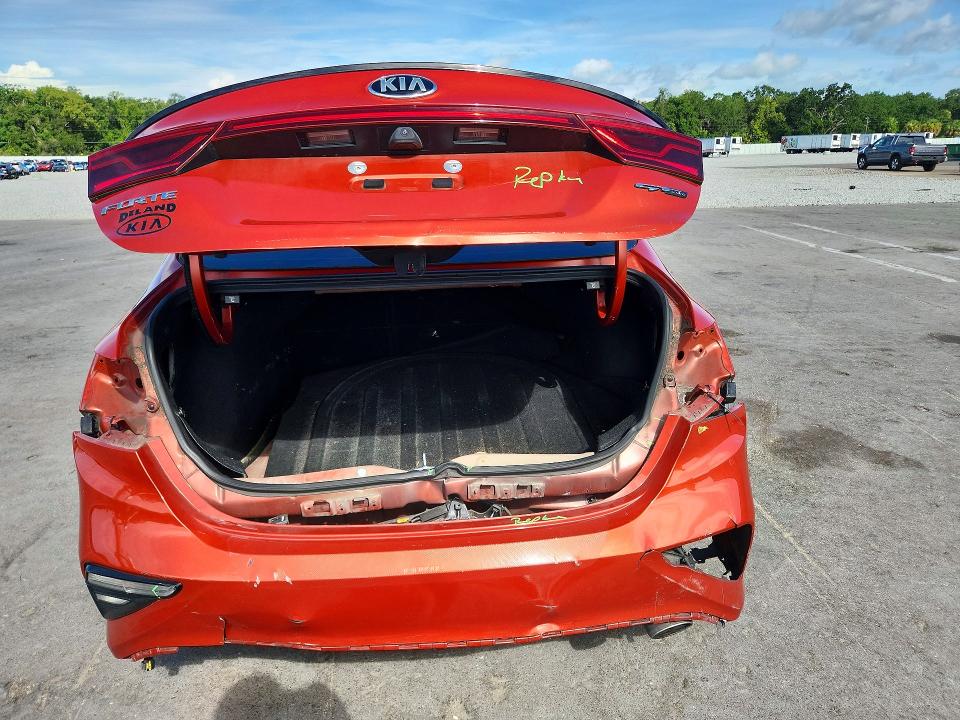 Photo 6 from auction – 2021 KIA FORTE with VIN 3KPF34AD8ME320612