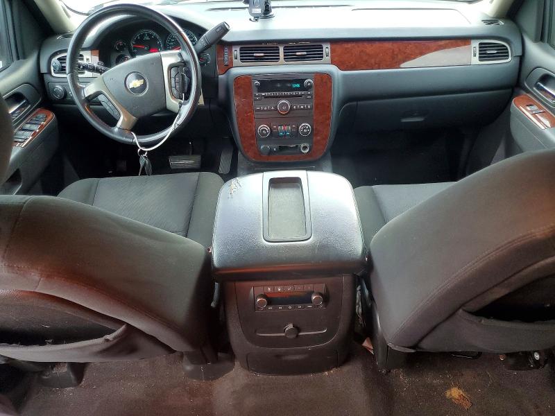 Photo 8 from auction – 2011 CHEVROLET TAHOE with VIN 1GNSCAE00BR155135