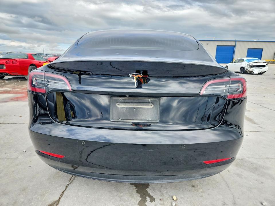 Photo 6 from auction – 2019 TESLA MODEL 3 with VIN 5YJ3E1EA9KF296341