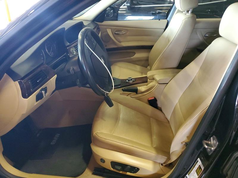 Photo 7 from auction – 2011 BMW 328 with VIN WBAPH7G54BNN03535