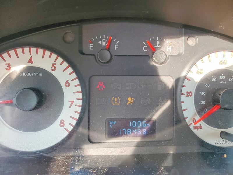 Photo 9 from auction – 2010 MAZDA TRIBUTE with VIN 4F2CY0C76AKM02111