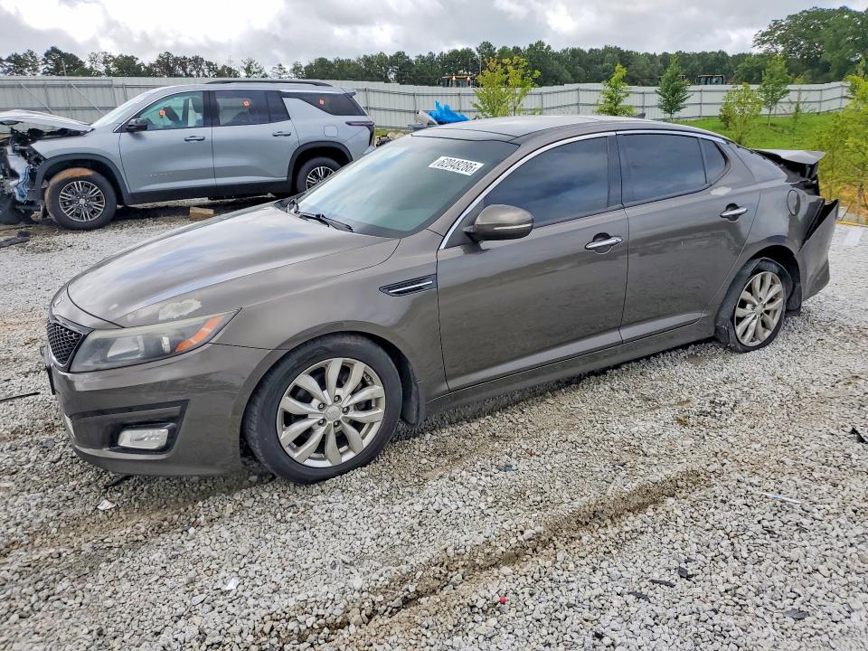 KIA OPTIMA 2015 z numerem VIN 5XXGN4A70FG385487 - Zdjęcie z aukcji