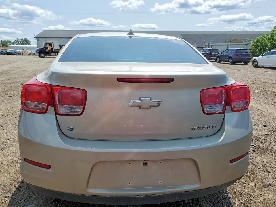 Photo 6 from auction – 2014 CHEVROLET MALIBU with VIN 1G11C5SL5EF301778