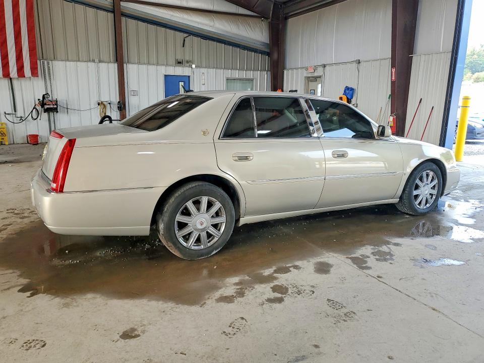 Photo 3 from auction – 2007 CADILLAC DTS with VIN 1G6KD57Y37U193871