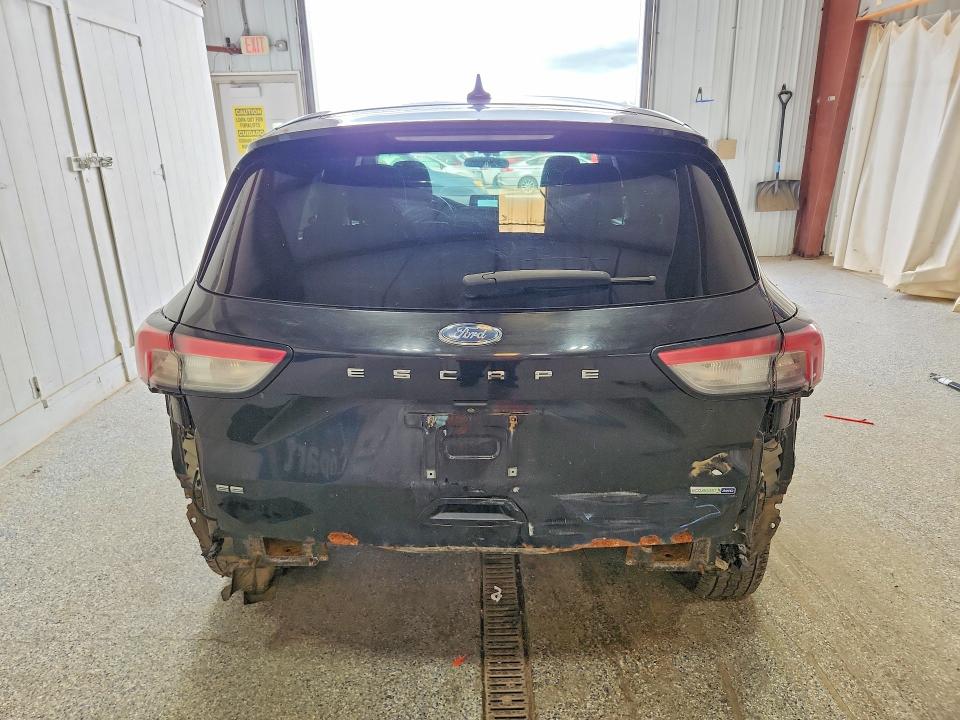 Photo 6 from auction – 2020 FORD ESCAPE with VIN 1FMCU9G60LUA27384