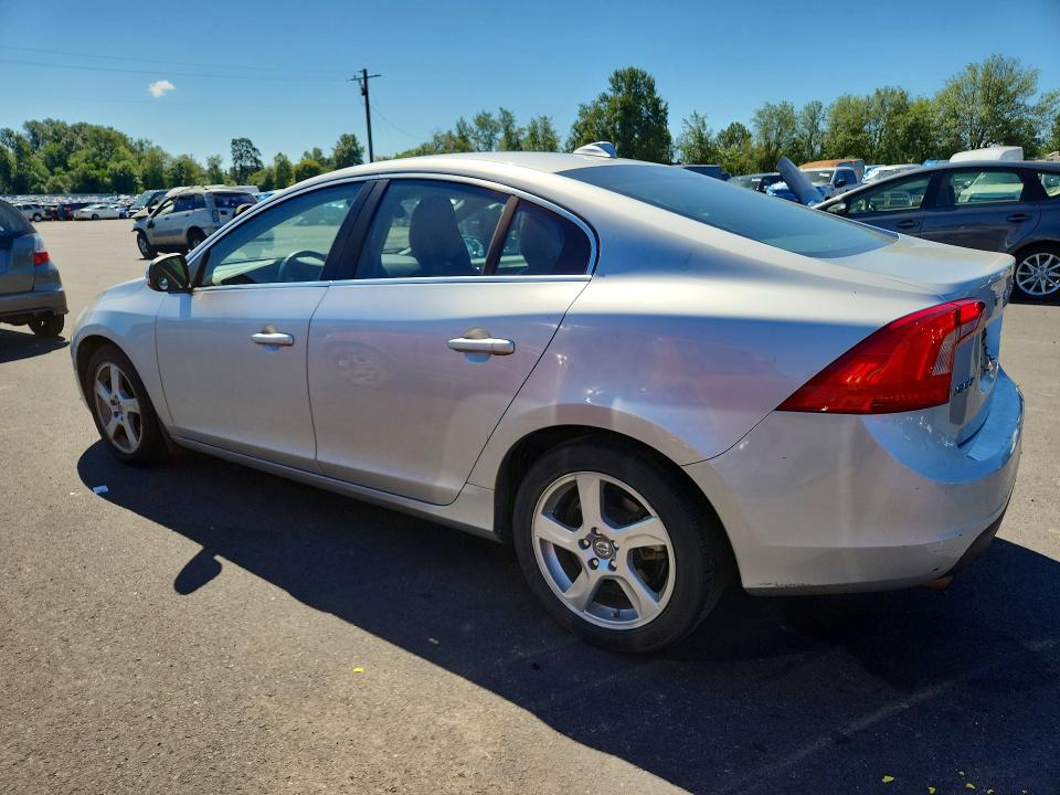 Zdjęcie 2 z aukcji – 2012 VOLVO S60 z VIN YV1622FS6C2110028