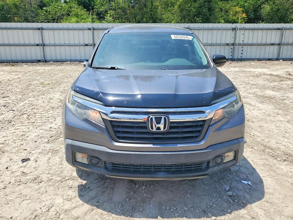 Photo 5 from auction – 2017 HONDA RIDGELINE with VIN 5FPYK3F25HB012575