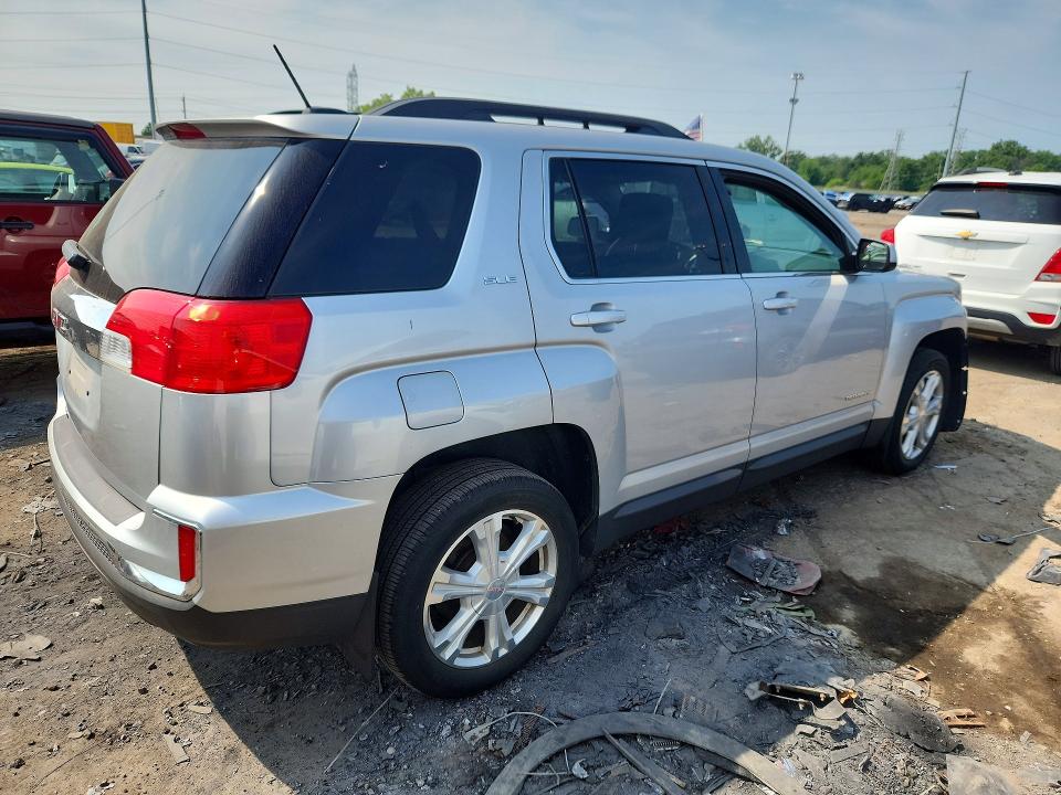Photo 3 from auction – 2017 GMC TERRAIN with VIN 2GKALNEK5H6338066