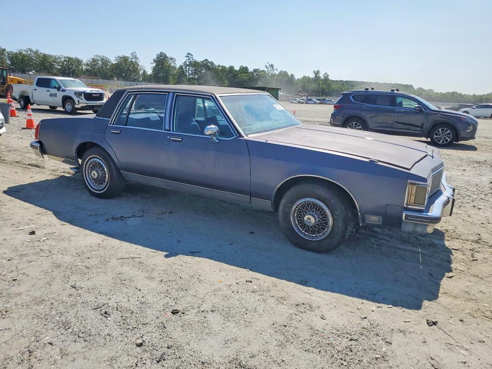 Photo 4 from auction – 1984 OLDSMOBILE DELTA 88 with VIN 1G3AV69YXE9727151
