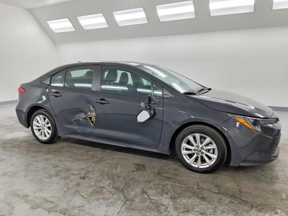Photo 4 from auction – 2025 TOYOTA COROLLA with VIN 5YFB4MDE3SP241005