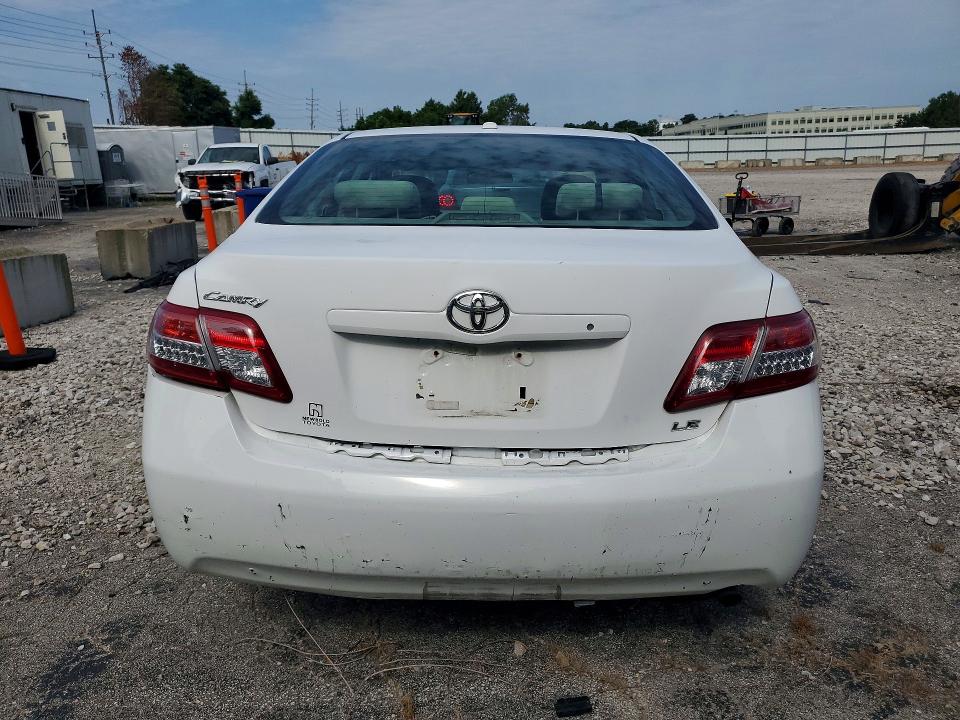 Photo 6 from auction – 2010 TOYOTA CAMRY with VIN 4T4BF3EK2AR080884