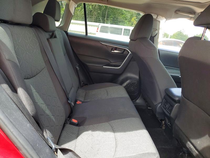 Photo 11 from auction – 2021 TOYOTA RAV4 with VIN 2T3W1RFV2MW164513