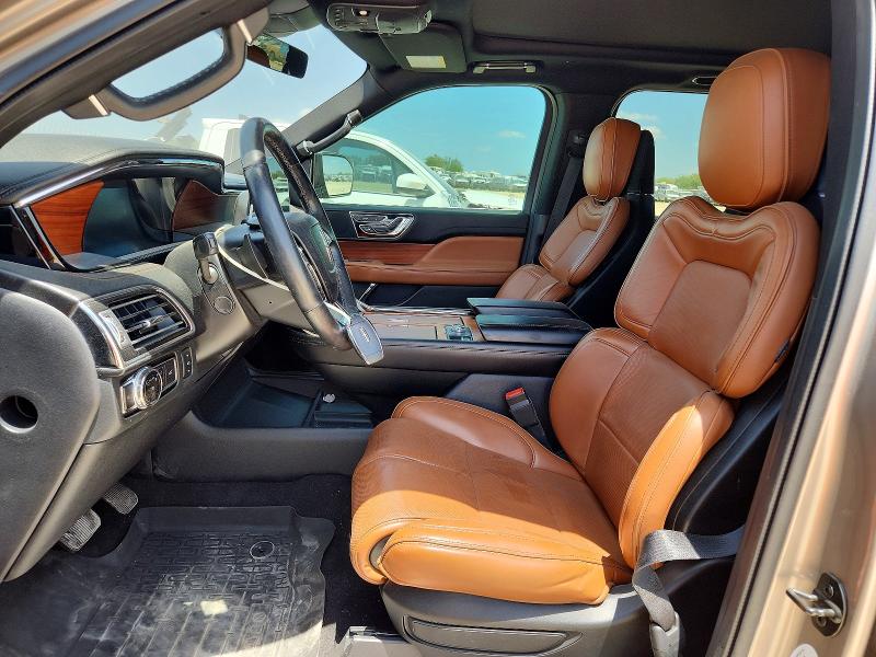 Photo 7 from auction – 2019 LINCOLN NAVIGATOR with VIN 5LMJJ2LT5KEL10386
