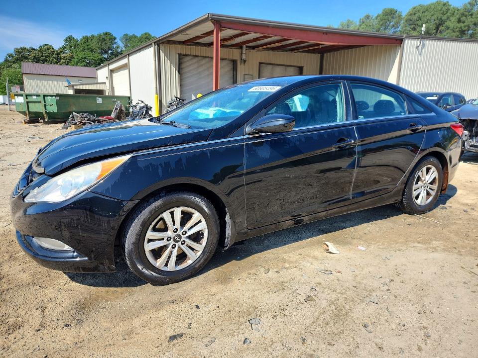 HYUNDAI SONATA 2013 with VIN 5NPEB4AC5DH746176 - Photo from auction