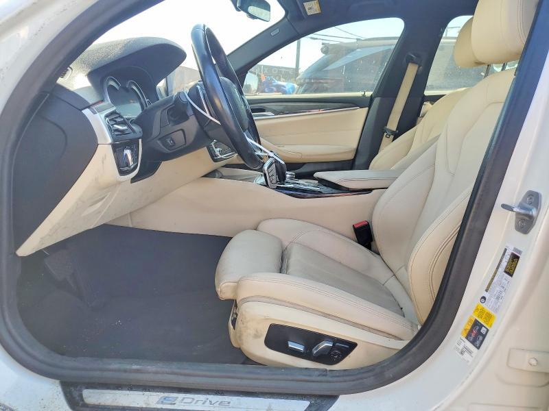 Photo 7 from auction – 2019 BMW 530E with VIN WBAJA9C51KB399390