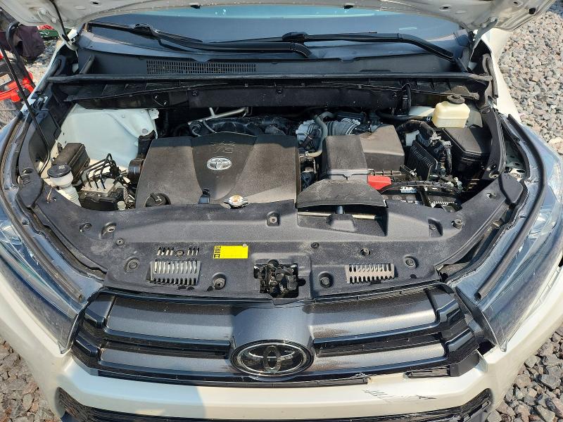 Photo 12 from auction – 2019 TOYOTA HIGHLANDER with VIN 5TDJZRFH9KS924139