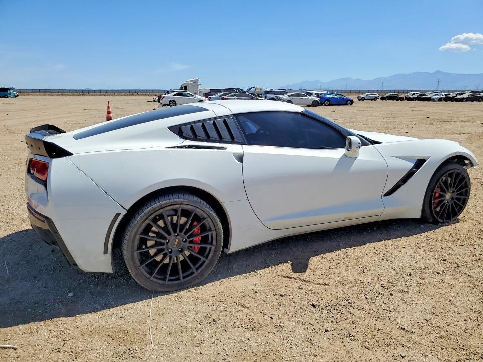 Photo 3 from auction – 2015 CHEVROLET CORVETTE with VIN 1G1YM2D77F5107089