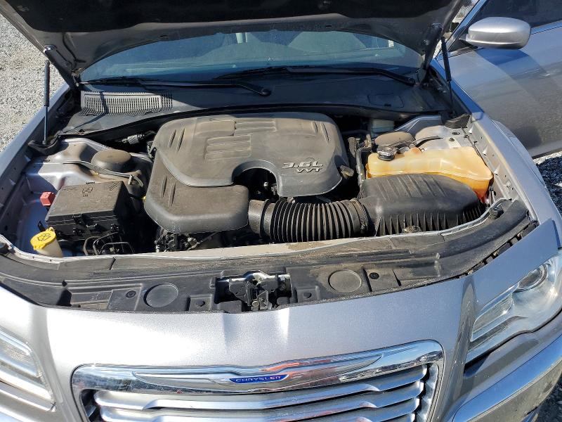 Photo 11 from auction – 2014 CHRYSLER 300 with VIN 2C3CCAAG4EH175669