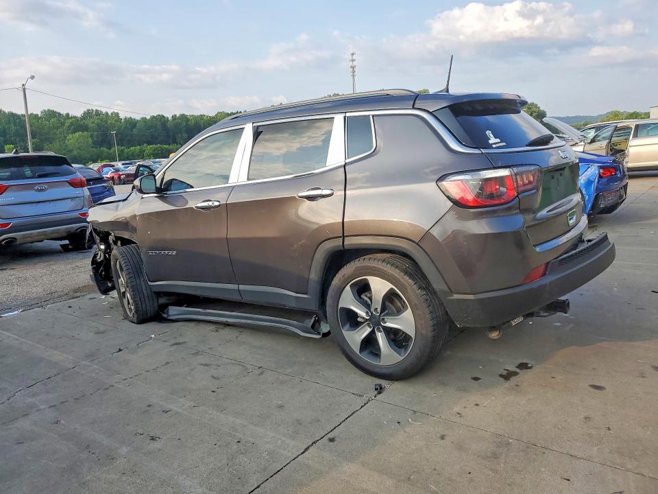 Photo 2 from auction – 2019 JEEP COMPASS with VIN 3C4NJCBB7KT750441