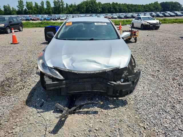 Photo 5 from auction – 2011 HYUNDAI SONATA with VIN 5NPEB4AC7BH095145