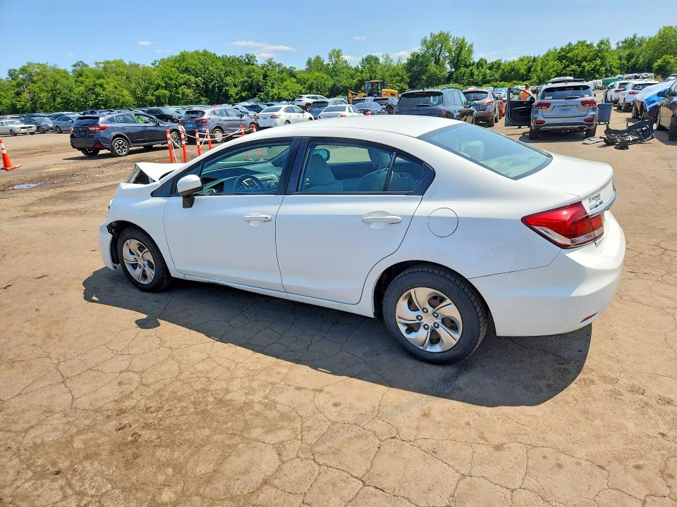 Photo 2 from auction – 2015 HONDA CIVIC with VIN 19XFB2F50FE298505