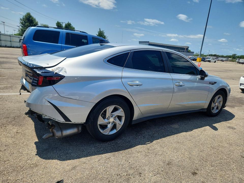 Photo 3 from auction – 2025 HYUNDAI SONATA with VIN KMHL24JA4SA433271