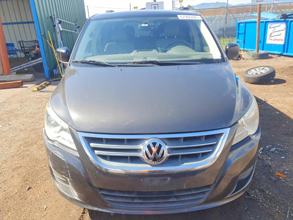 Photo 5 from auction – 2012 VOLKSWAGEN ROUTAN with VIN 2C4RVABG2CR276327