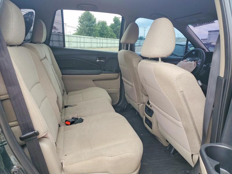 Photo 11 from auction – 2016 HONDA PILOT with VIN 5FNYF6H31GB015377