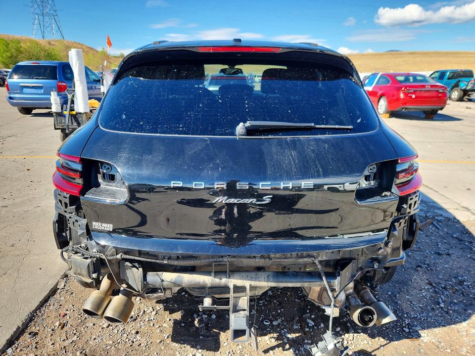 Photo 6 from auction – 2015 PORSCHE MACAN with VIN WP1AB2A58FLB50299