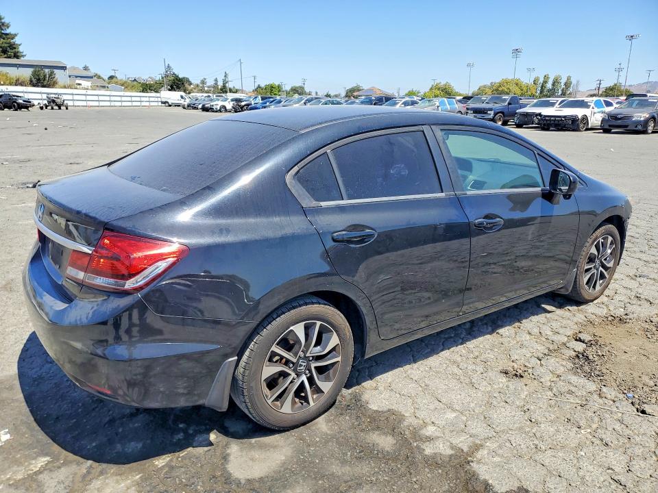 Photo 3 from auction – 2015 HONDA CIVIC with VIN 19XFB2F81FE221247