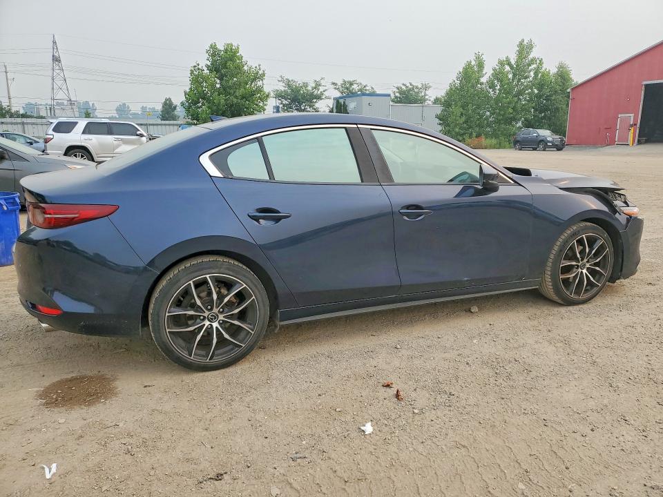 Photo 3 from auction – 2019 MAZDA 3 with VIN JM1BPADM1K1102976