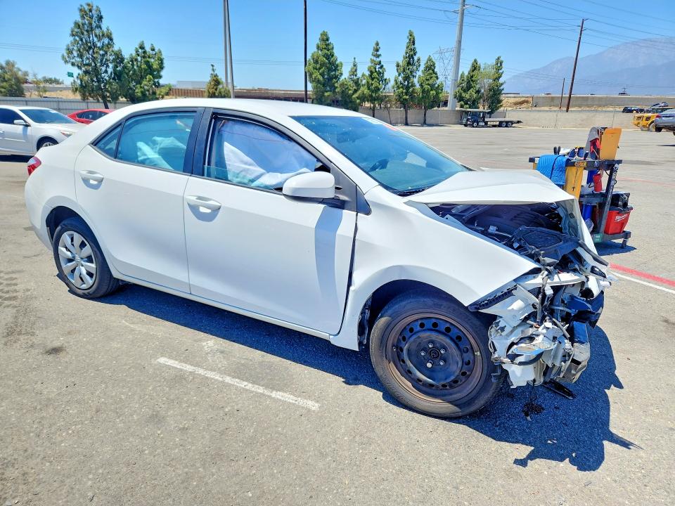 Photo 4 from auction – 2016 TOYOTA COROLLA with VIN 5YFBURHEXGP502936