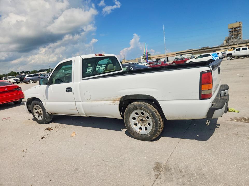 Photo 2 from auction – 2006 GMC NEW SIERRA with VIN 1GTEC14Z76E218993
