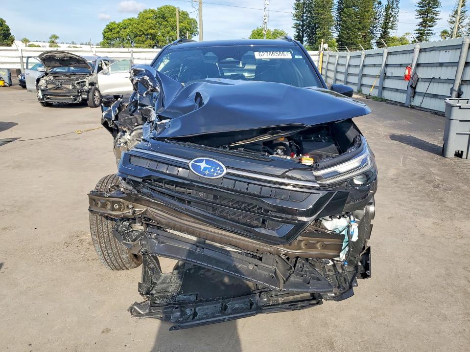 Photo 5 from auction – 2025 SUBARU FORESTER with VIN JF2SLSTD5SH454129