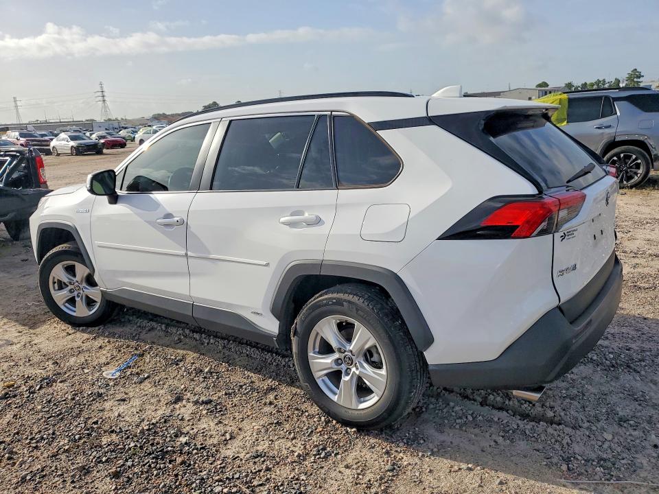 Photo 2 from auction – 2021 TOYOTA RAV4 with VIN 4T3RWRFV3MU048381
