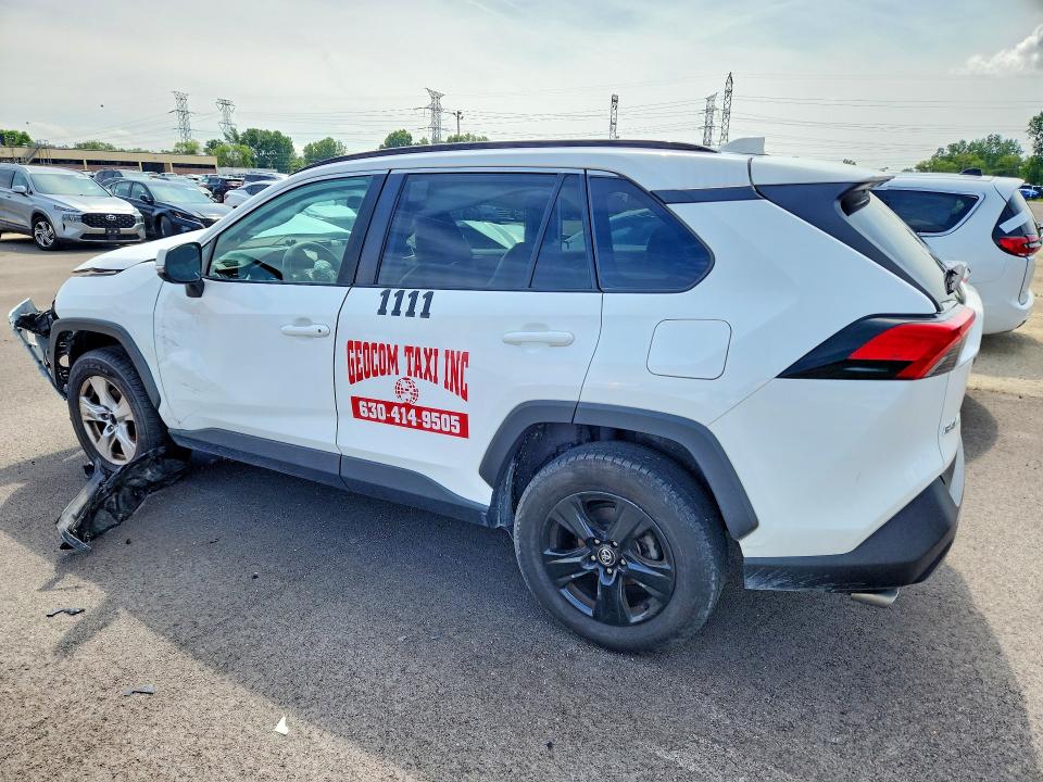 Photo 2 from auction – 2020 TOYOTA RAV4 with VIN 2T3P1RFV7LC103159