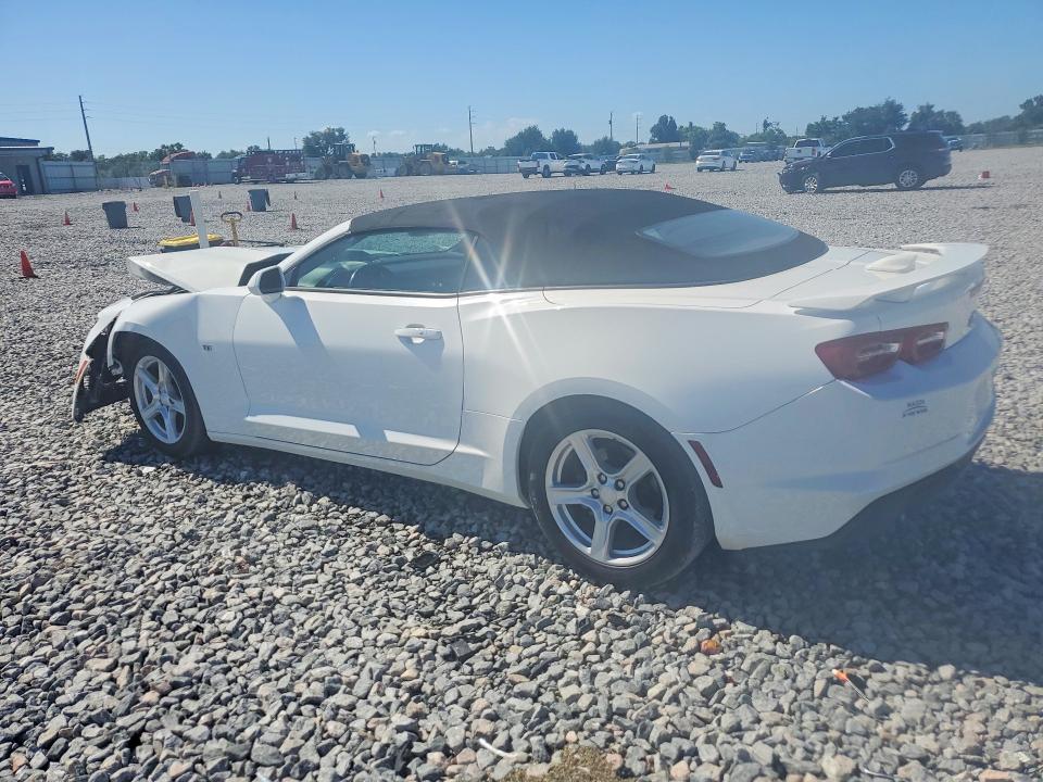 Photo 2 from auction – 2020 CHEVROLET CAMARO with VIN 1G1FB3DS4L0111083