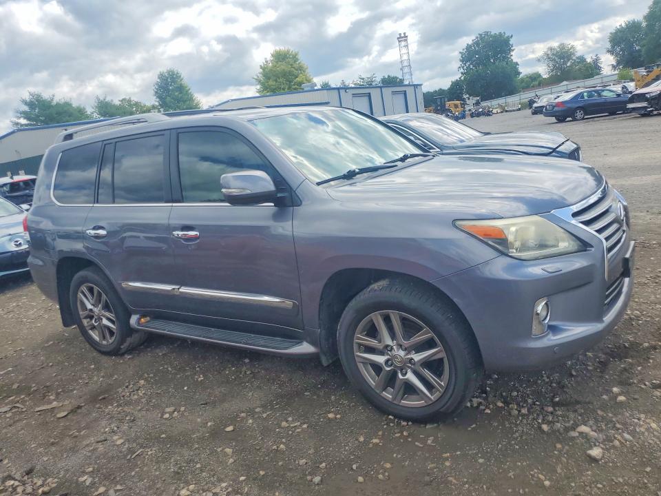 Photo 4 from auction – 2013 LEXUS LX with VIN JTJHY7AX2D4092675