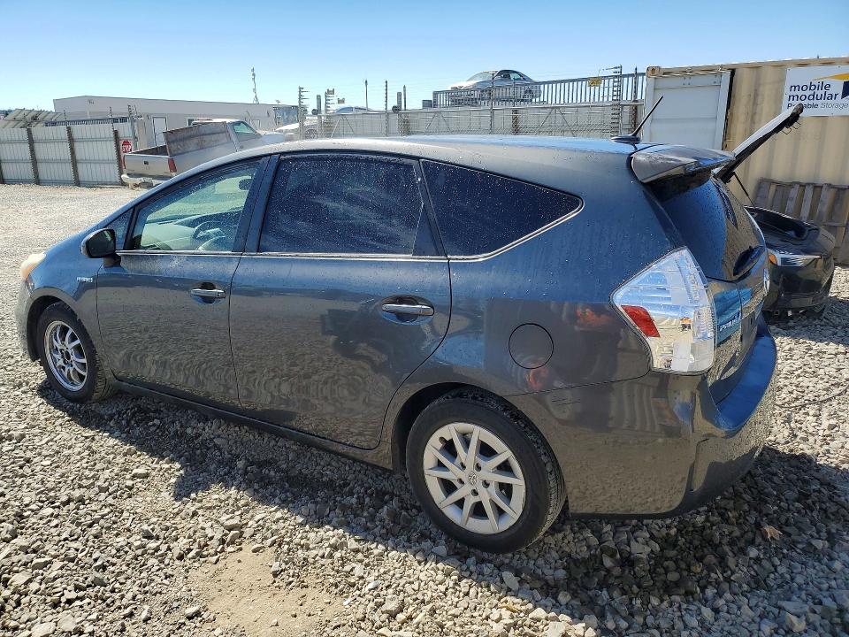 Photo 2 from auction – 2013 TOYOTA PRIUS V with VIN JTDZN3EU8D3263427
