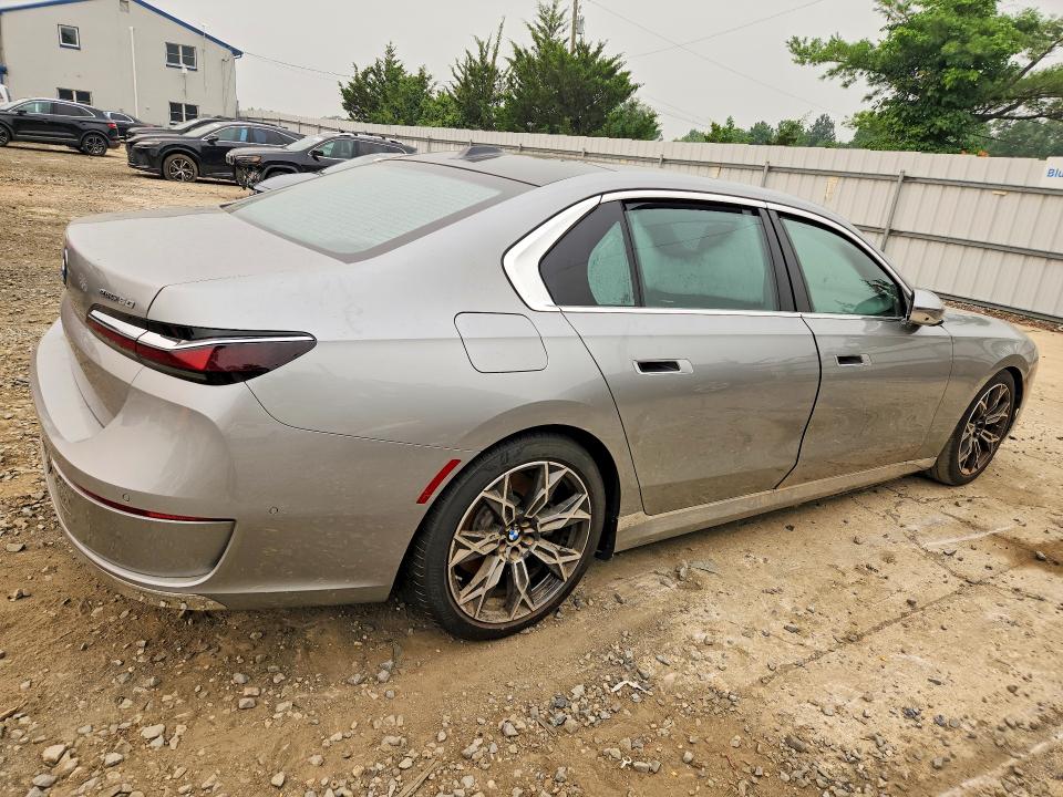 Photo 3 from auction – 2025 BMW I7 with VIN WBY43EJ08SCU98890