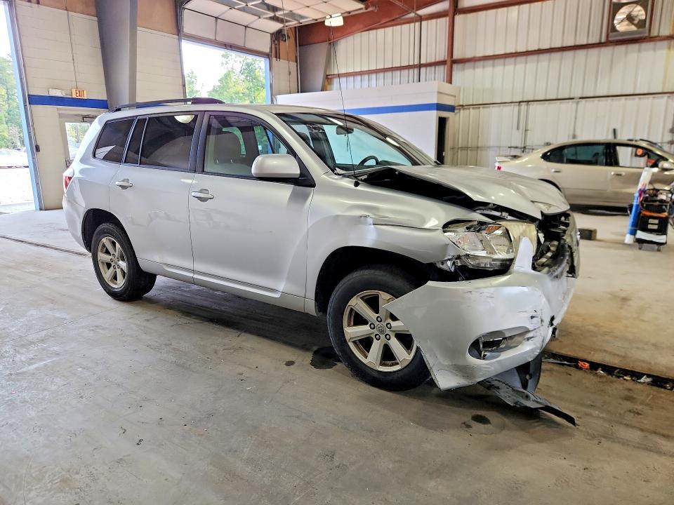 Photo 4 from auction – 2009 TOYOTA HIGHLANDER with VIN JTEDA41A192000888
