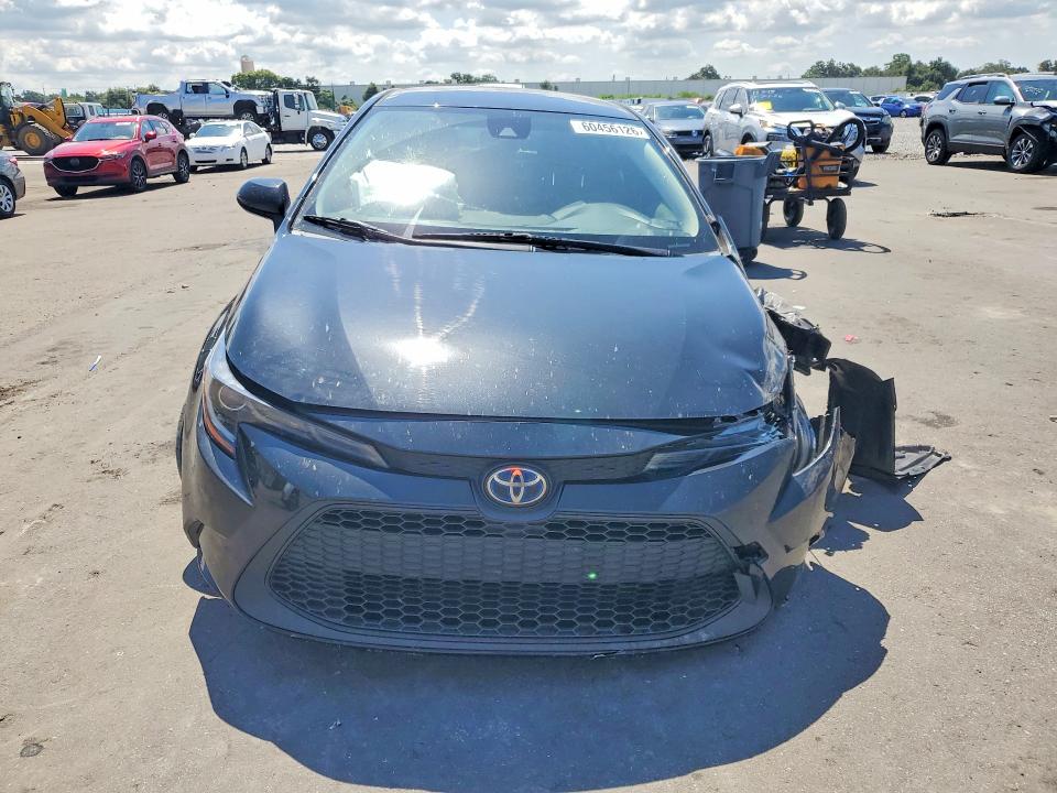 Photo 5 from auction – 2022 TOYOTA COROLLA with VIN JTDEAMDE7NJ060584