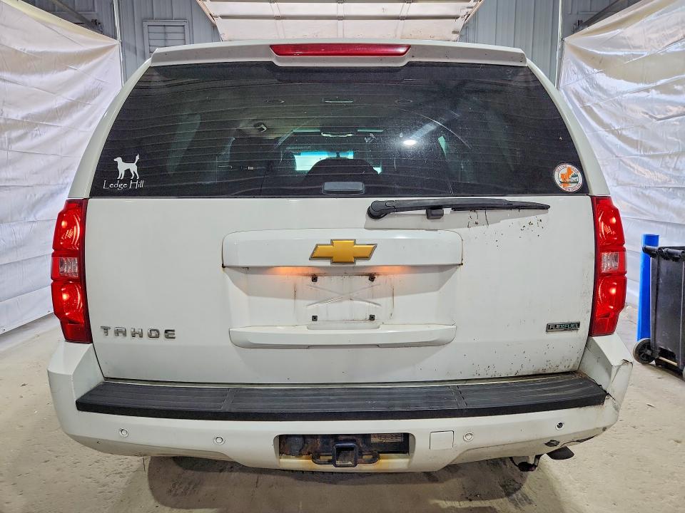 Photo 6 from auction – 2010 CHEVROLET TAHOE with VIN 1GNUKBE08AR274065