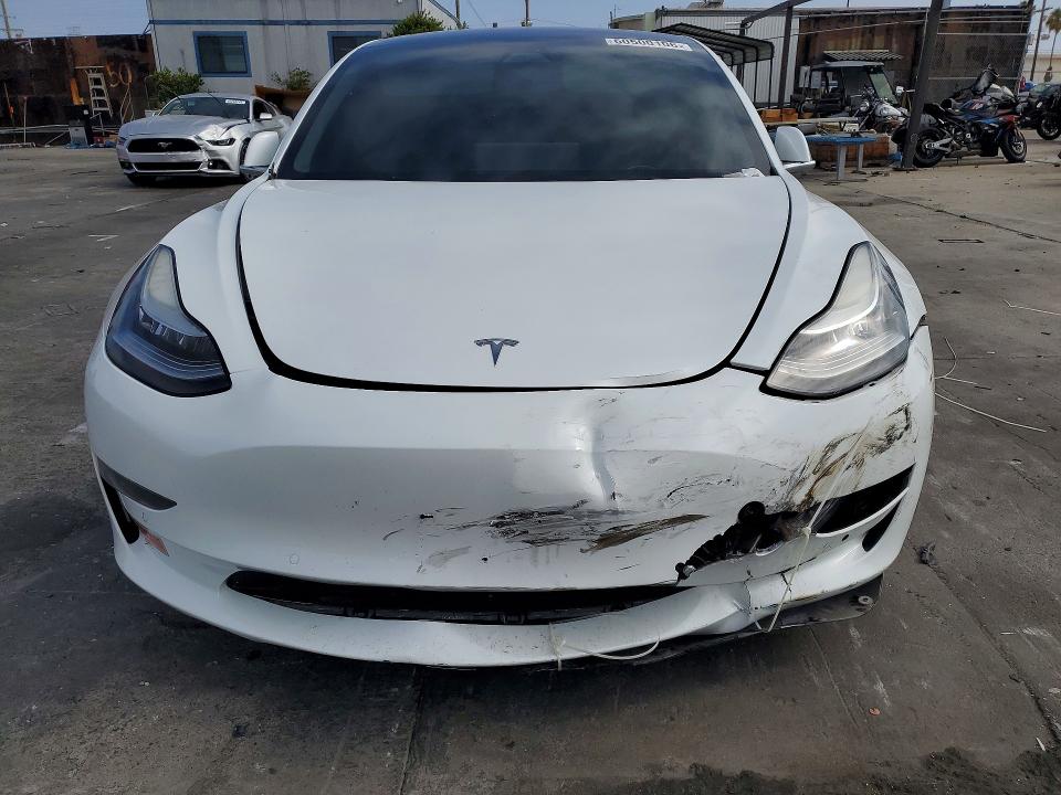 Photo 5 from auction – 2020 TESLA MODEL 3 with VIN 5YJ3E1EA2LF632056