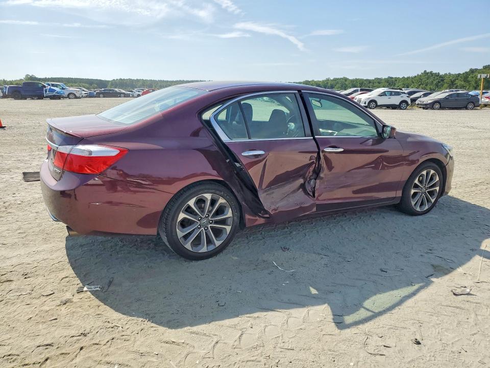 Photo 3 from auction – 2015 HONDA ACCORD with VIN 1HGCR2F59FA093431