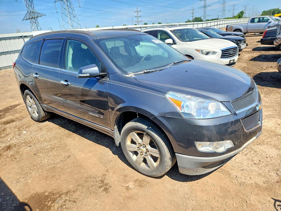 Photo 4 from auction – 2009 CHEVROLET TRAVERSE with VIN 1GNER23D59S165203
