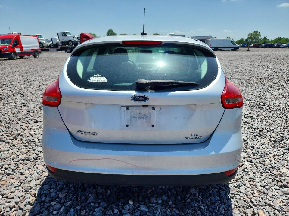 Photo 6 from auction – 2016 FORD FOCUS with VIN 1FADP3K24GL277083